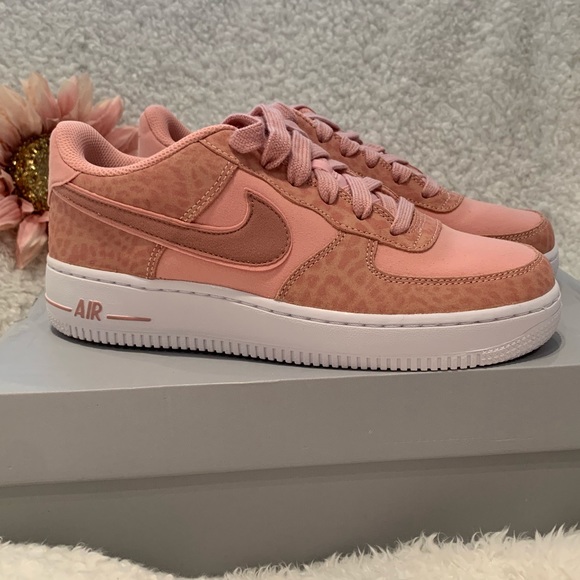 Nike Other - Girls Nike Air Force 1’s Coral White Size 6Y NIB